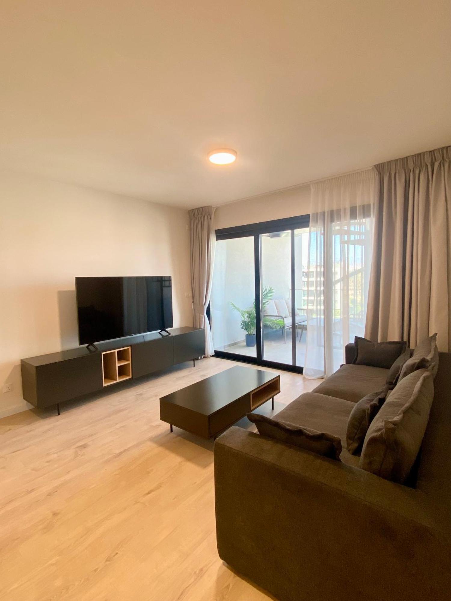 Sunset Gardens - Holiday Apartments - By Tlv Living Limassol Zewnętrze zdjęcie